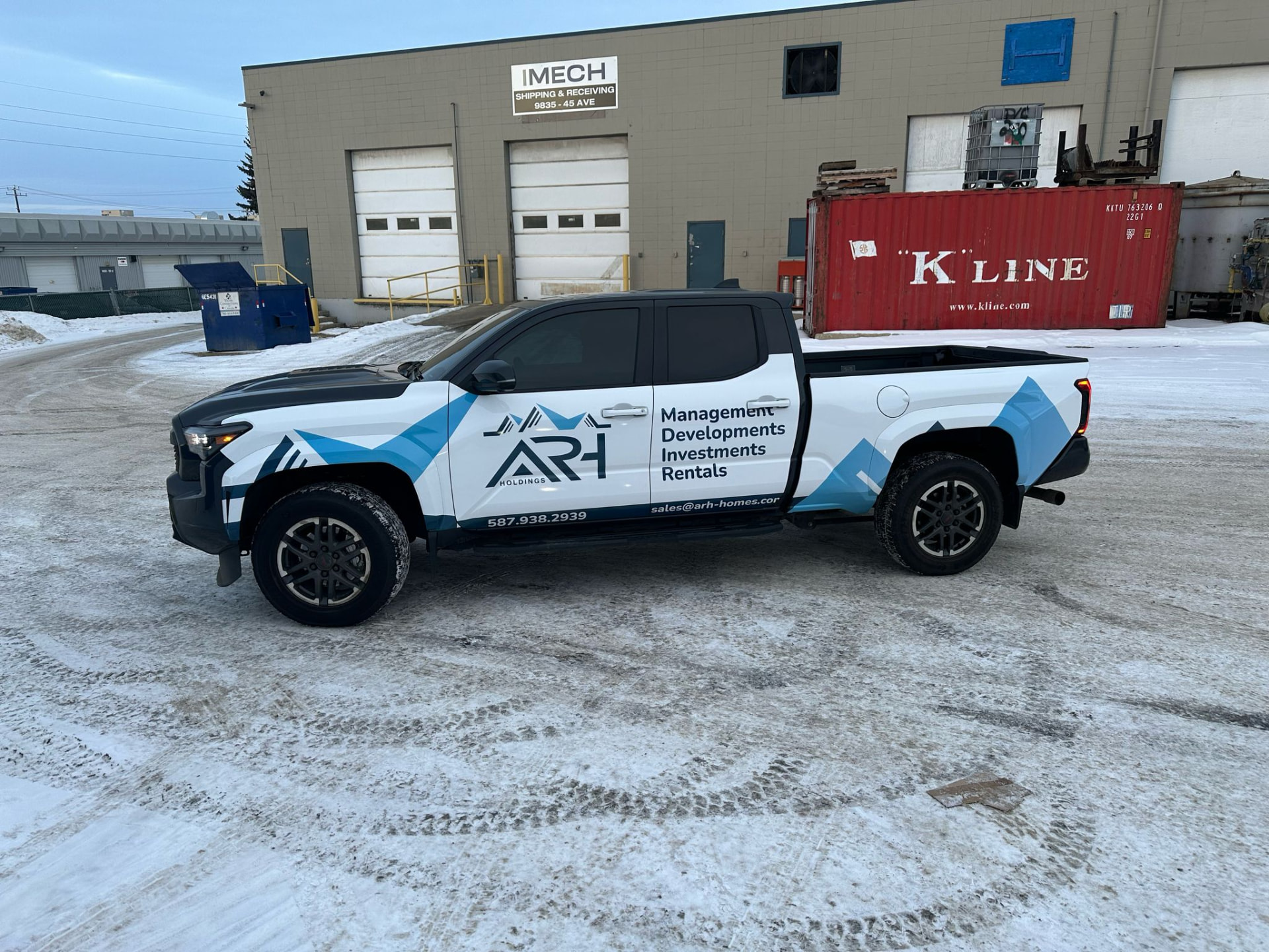 Vehicle Wraps & Decals